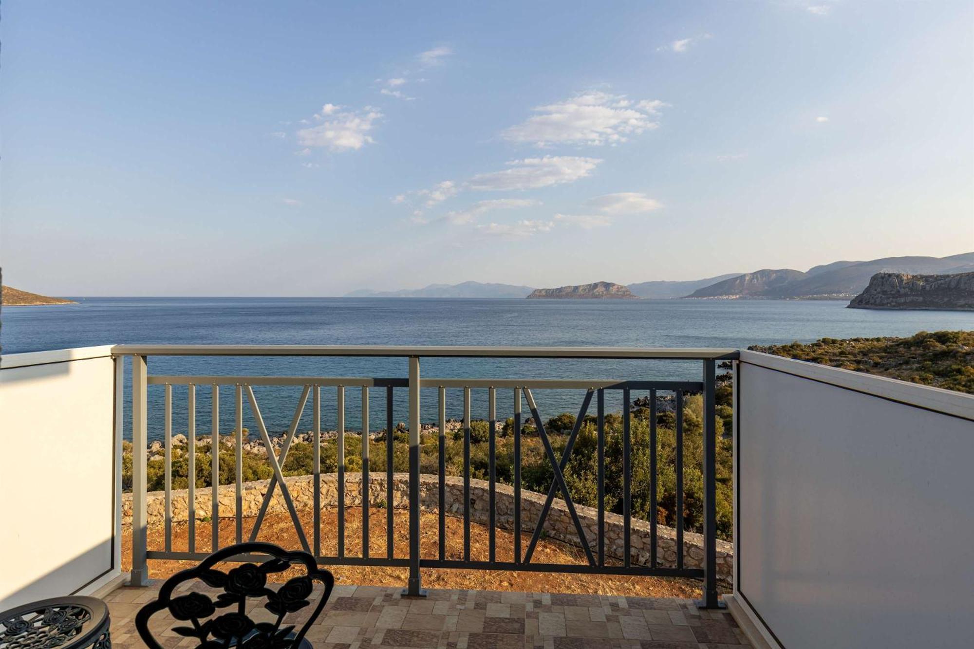 Katerina'S Villas - Monemvasia Beachfront Stone Paradise Экстерьер фото